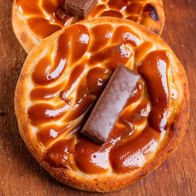 Esfiha Chocolate Branco com Bis