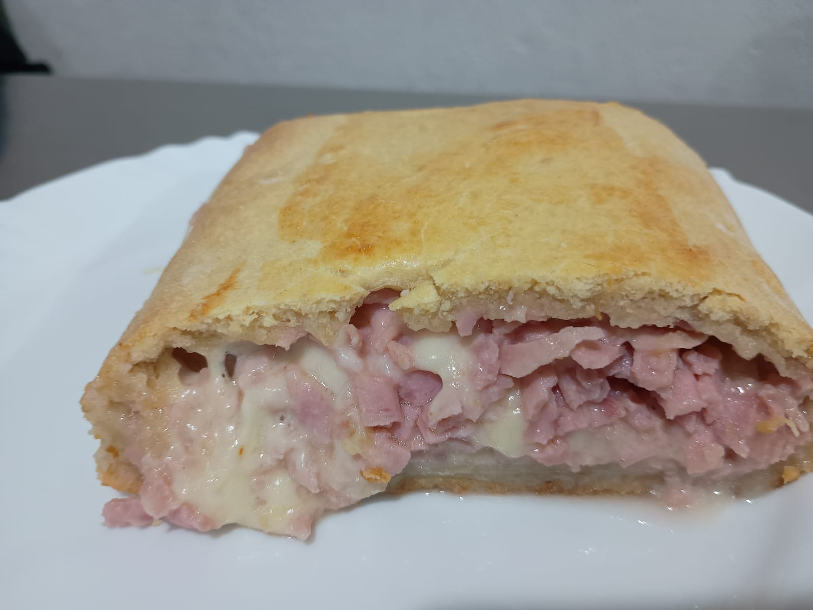 Enrolado De Presunto E Mussarela