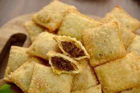 Mini Pasteis de Carne